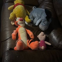 Winnie The Pooh Bears 