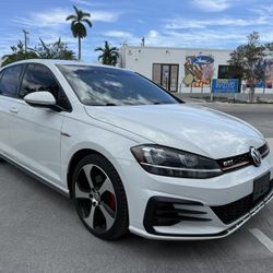 2018 VOLKSWAGEN GTI 