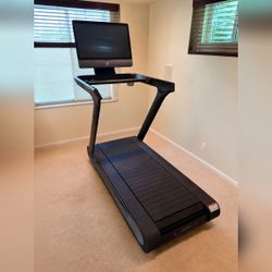 Peloton Tread Plus - Excellent - Greenwood Village, CO