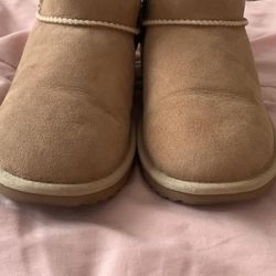 Brand New Ugg Mini 