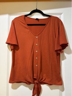 Burnt orange women’s shirt