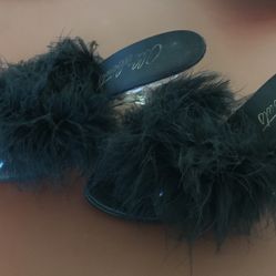 Lucite Bedroom Slippers Size 9