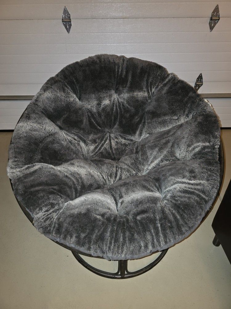 Dark Brown Papasan Chair With Plush Cushion