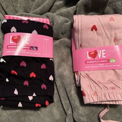 New Valentine’s Day Leggings