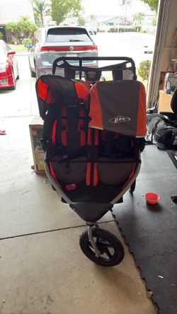 Jogger stroller