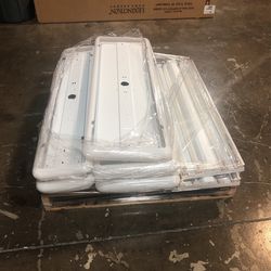  Fluorescent Ceiling lights 3 -16/52        2- 10/52