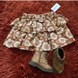 NWT Carter’s 3T Floral skirt!