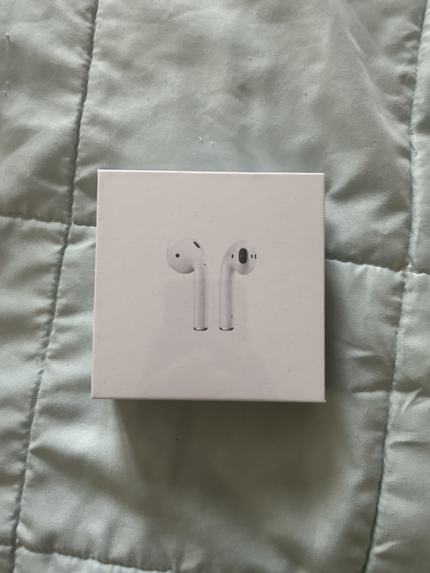 AirPods Gen 2