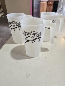 MEET ME AT THE SNUGGERY GLASSES 
