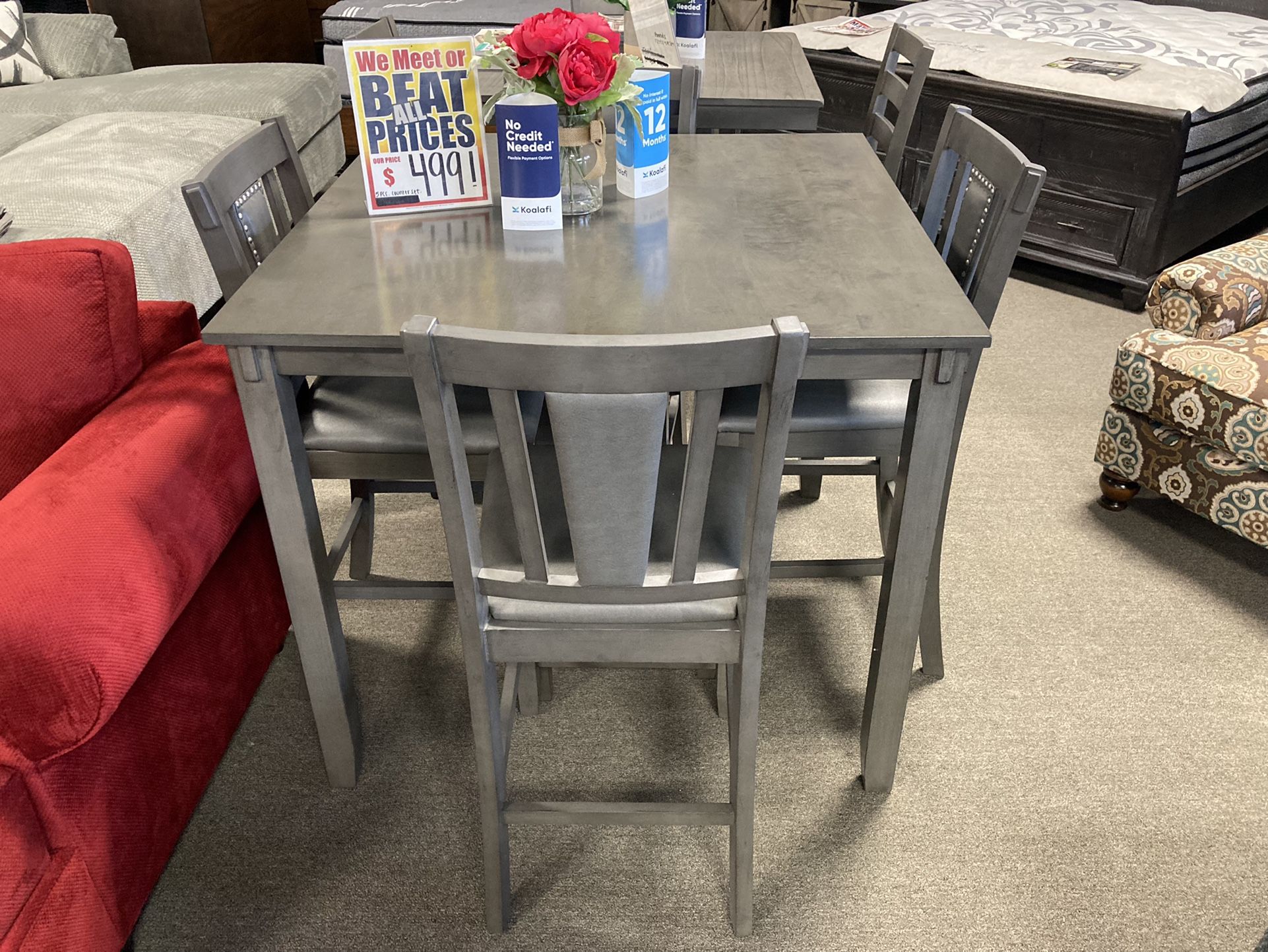 Lovely Dining Set ✨💗 Easy Financing Available ✨✅