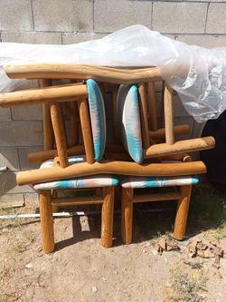 Set of 4 chairs