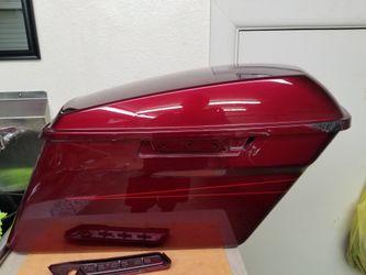 Street glide saddle bag