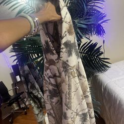 Women’s Large Hoodie Real Tree 