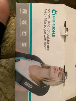 Back/shoulder massager open box not used
