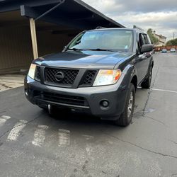 2010 Nissan Pathfinder 4x4 