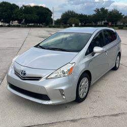 2014 Toyota Prius V