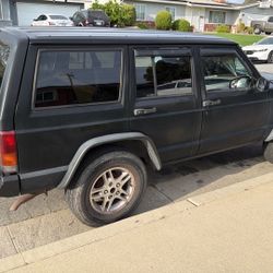 1999 Jeep Cherokee