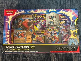 MEGA LUCARIO EX Premium Figure Collection