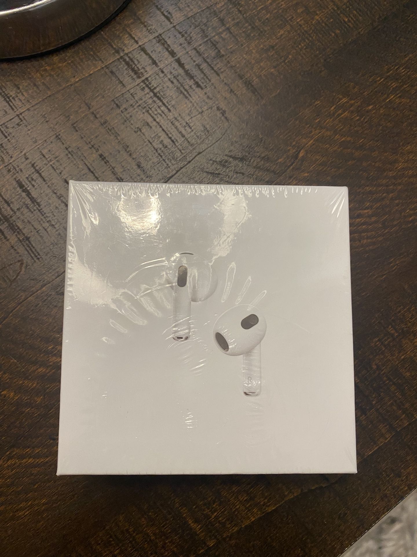 AirPods