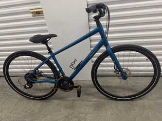Specialized Hybrid Commuter Bike