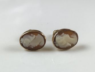14k solid gold nice fancy Carved Cameo Earrings