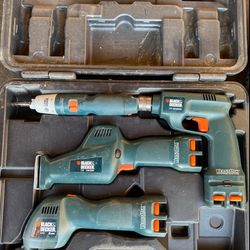 Black Decker Drill N Kit 