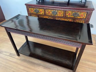 Entryway table