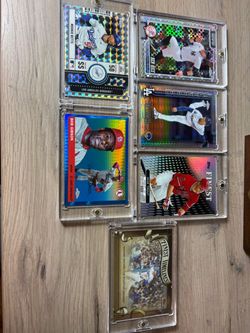 Yoshinobu Yamamoto, Ben rice, Mike trout, Bob Gibson and many more MLB cards