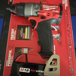 New Milwaukee Fuel Drill W/ Battery 5.0 Amp 