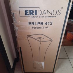 Pedestal sink For Small Bathroom