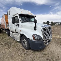 2012 Freightliner Cascadia