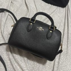 Coach mini Rowan Crossbody 