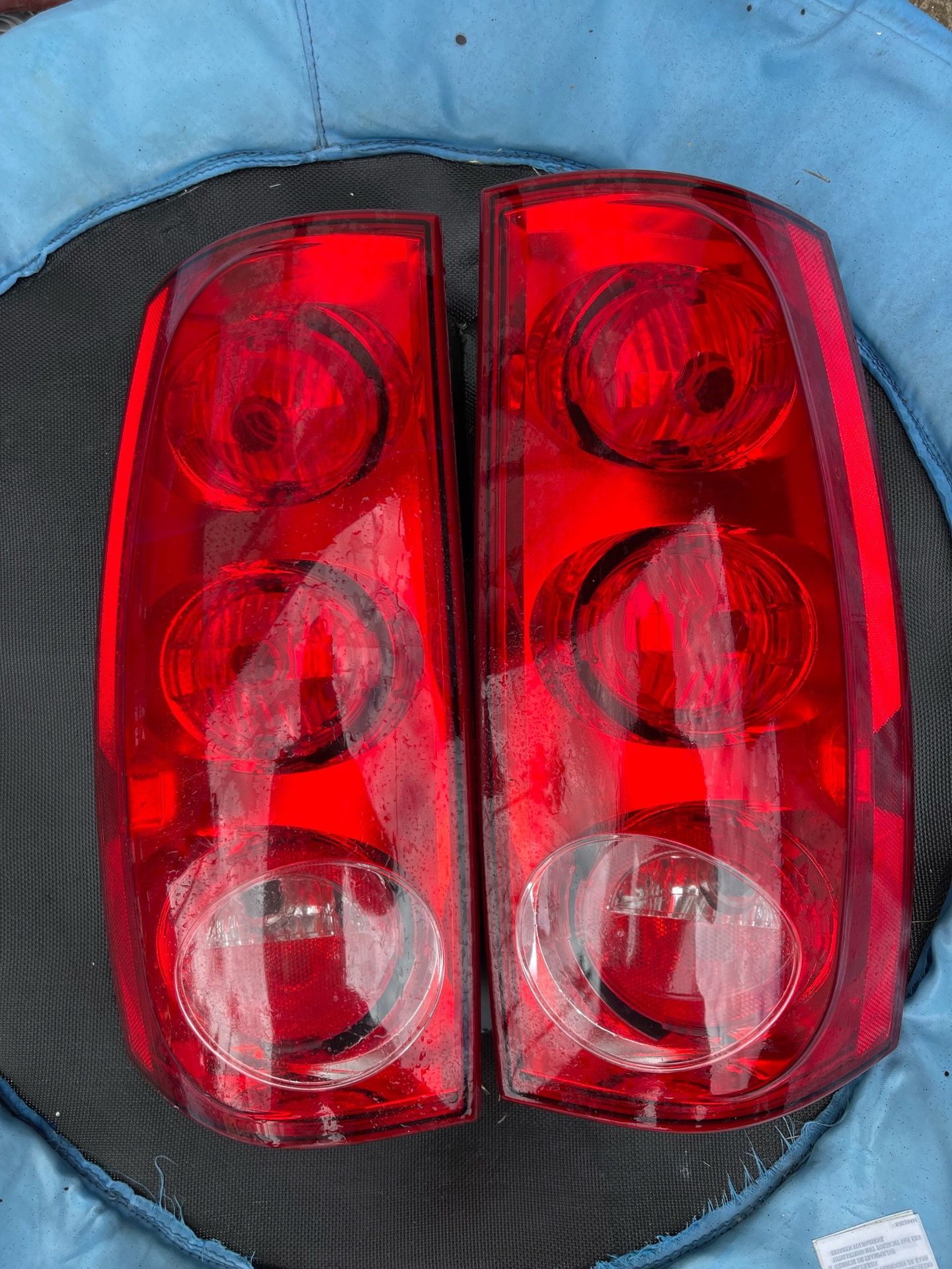 Yukon tahoe taillights