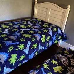 Twin Bed With Mattresses Included In God Condition