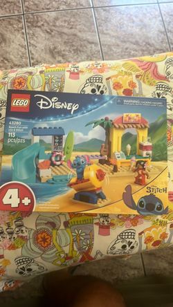 LEGO Disney Beach Fun with Lilo & Stitch 43280