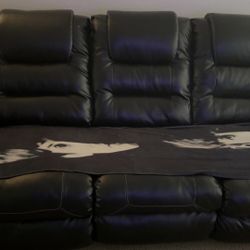 Black Leather Couch 