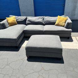 Gray Sectional Couch With Ottoman, 🛋 
