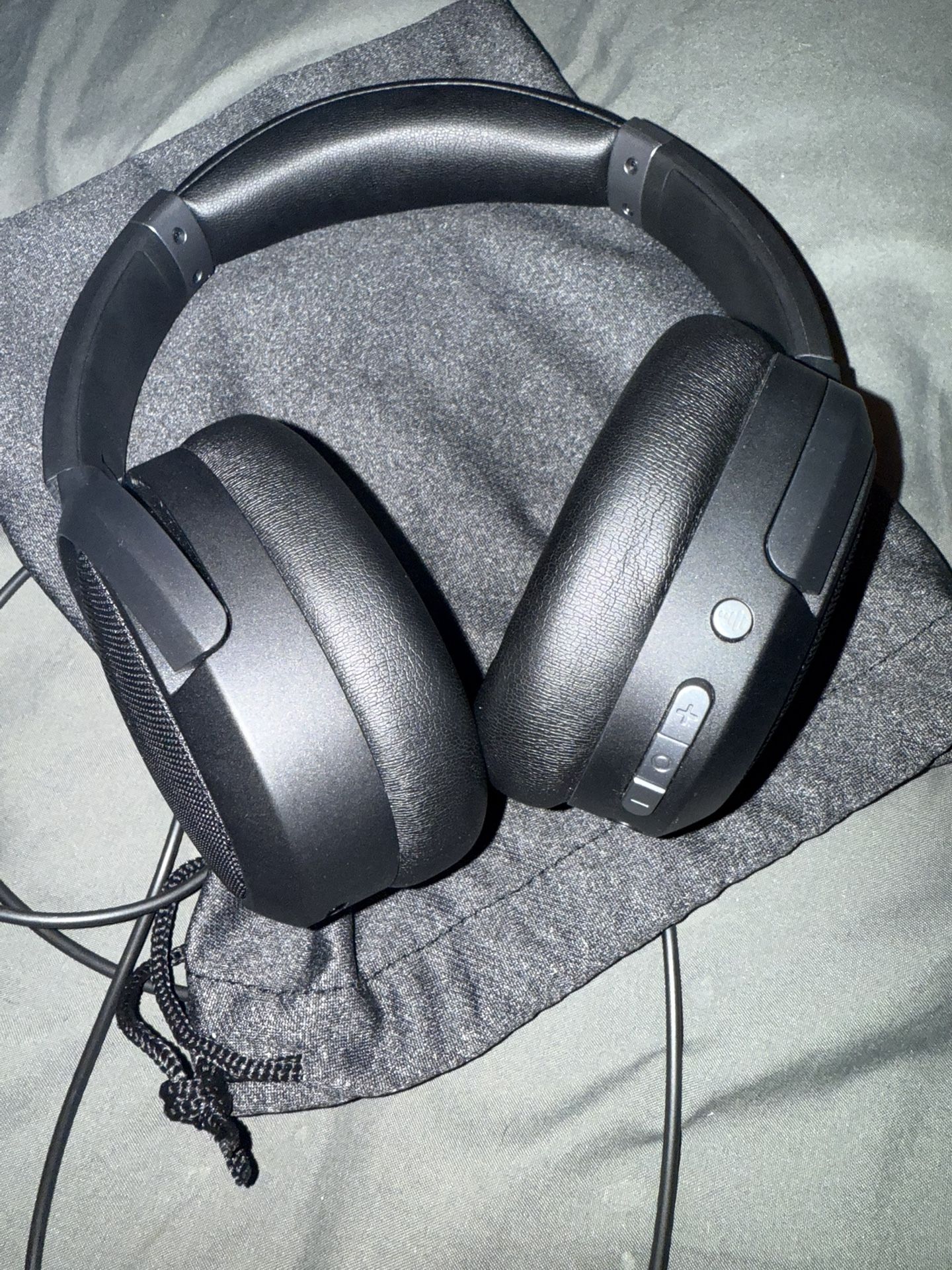 Heyday wireless noise cancelling headphones