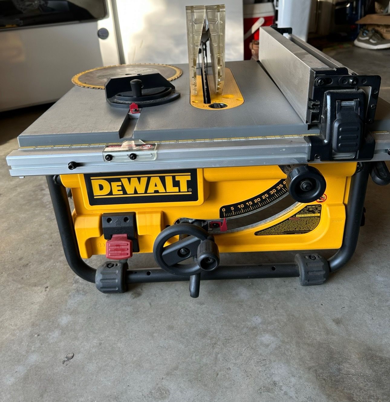 DeWalt Table Saw