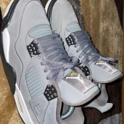 Jordan 4 Cool grey