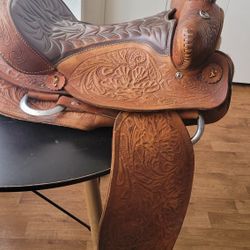 Used Trail Saddle For Sale