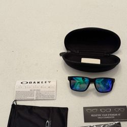 Oakley Reflective Sunglasses 
