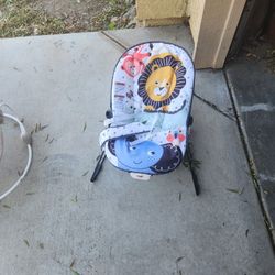Baby Chair 25 or best offer only used once.
You want