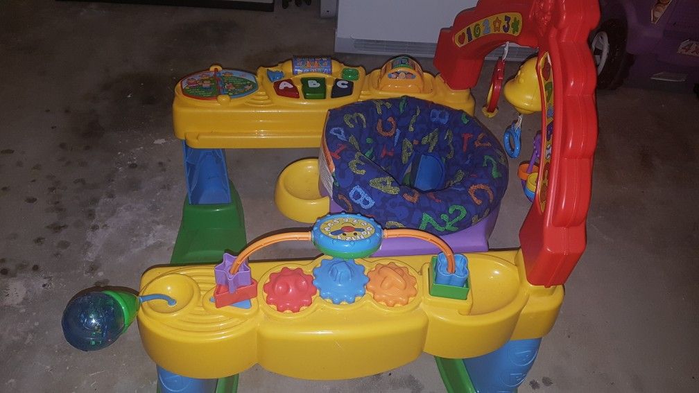 Intellitainer hotsell activity station