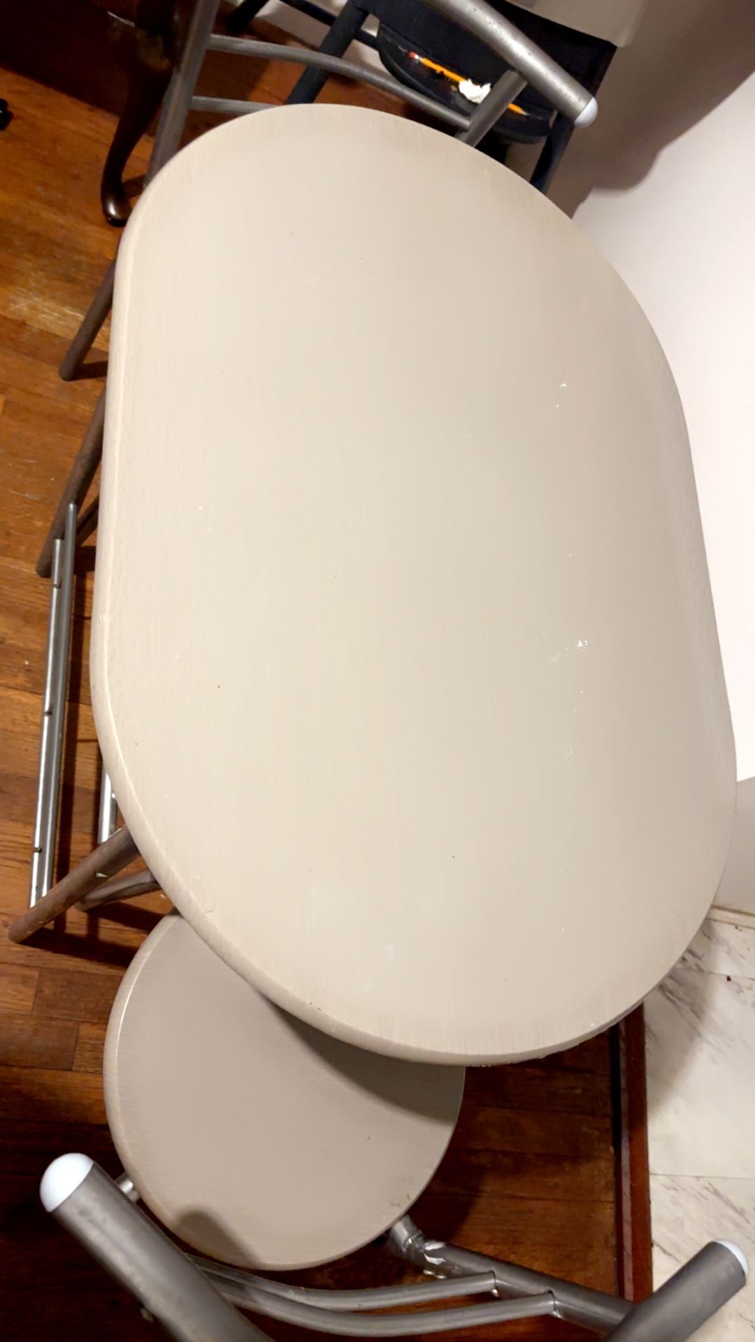 Table With 2 Chairs