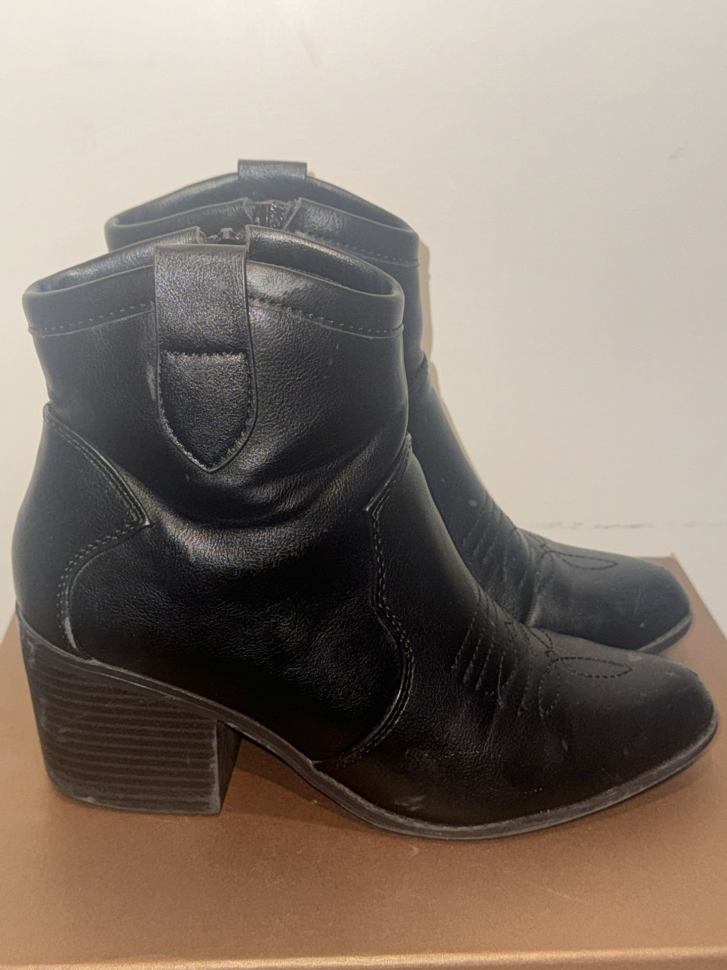 Black Cowgirl Boots