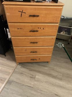 Free dresser