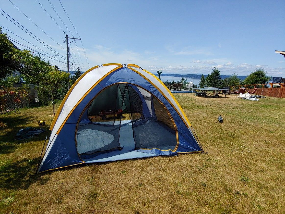 Cabela's 12 x 12 screen tent gazebo