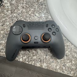 SCUF envision pro controller 