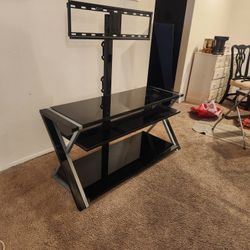 Free TV Stand 